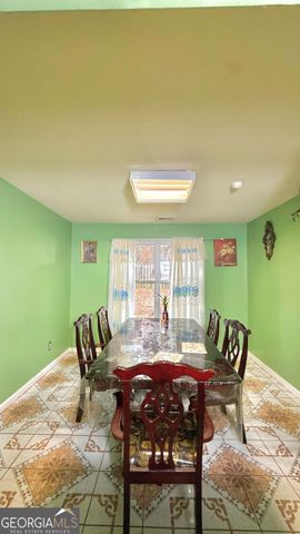 1122 Villa Clara Way, Gainesville, GA 30504