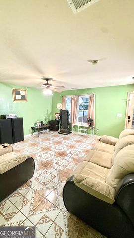 1122 Villa Clara Way, Gainesville, GA 30504