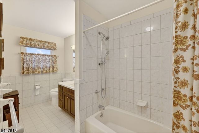 15 Cottage St 11A, Midland Park Boro, NJ 07432