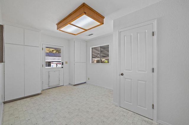 22101 Longeway Rd, Sonora, CA 95370