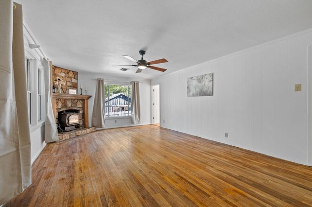 22101 Longeway Rd, Sonora, CA 95370