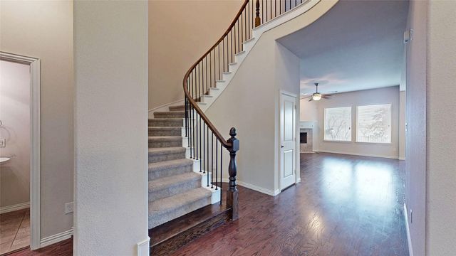1921 Lake Front Trail, Garland, TX 75043