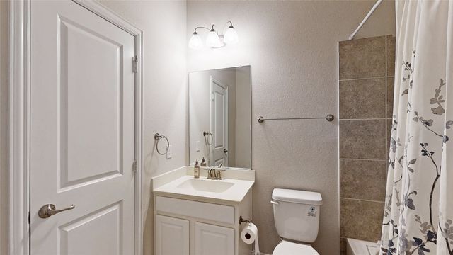 1921 Lake Front Trail, Garland, TX 75043