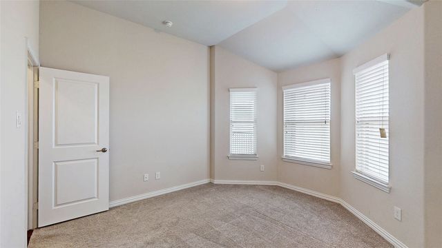 1921 Lake Front Trail, Garland, TX 75043