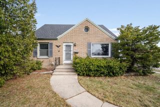 9402 W Cleveland AVENUE, West Allis, WI 53227