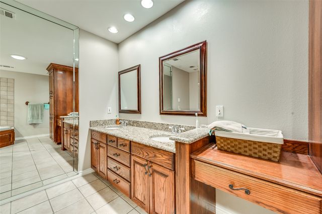 2517 Littlepage Street, Fort Worth, TX 76107