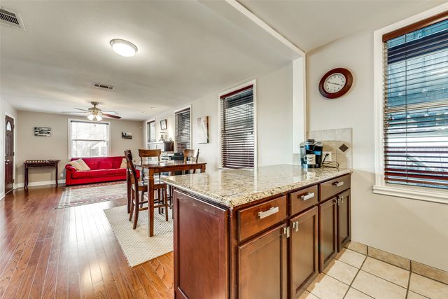 2517 Littlepage Street, Fort Worth, TX 76107