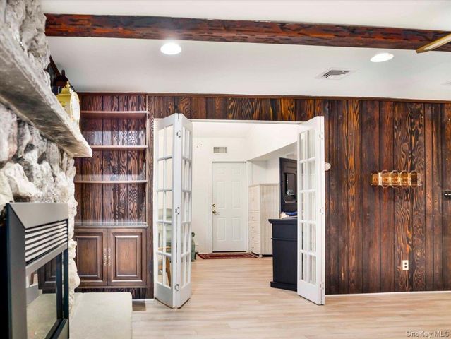 3 Carlton Road, Orangeburg, NY 10962