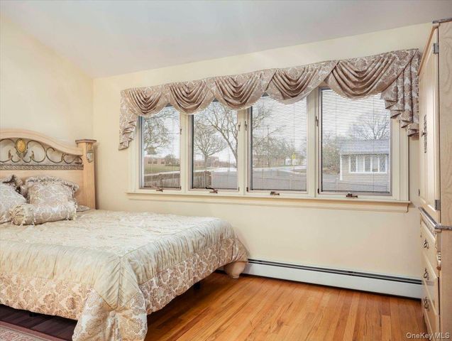 3 Carlton Road, Orangeburg, NY 10962