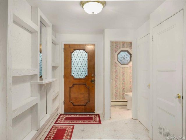 3 Carlton Road, Orangeburg, NY 10962