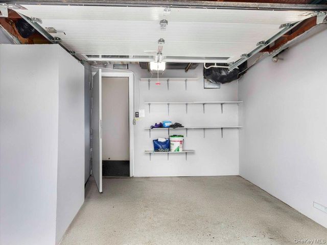 3 Carlton Road, Orangeburg, NY 10962