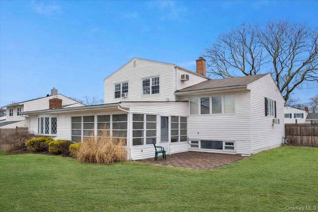 3 Carlton Road, Orangeburg, NY 10962