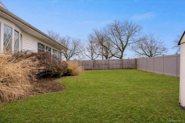 3 Carlton Road, Orangeburg, NY 10962