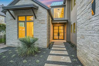 98 Wennmohs PL, Horseshoe Bay, TX 78657