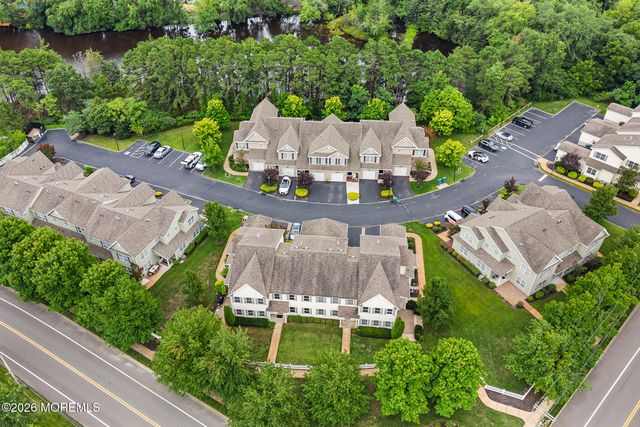 17 Wiley Way, Toms River, NJ 08757