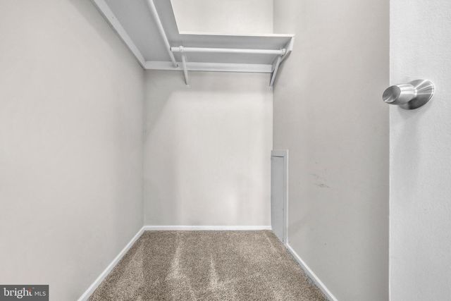 3072 SUGAR LN, Vienna, VA 22181