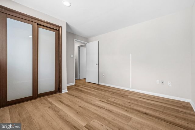 3072 SUGAR LN, Vienna, VA 22181