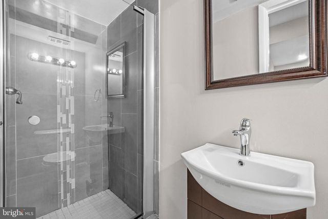 3072 SUGAR LN, Vienna, VA 22181