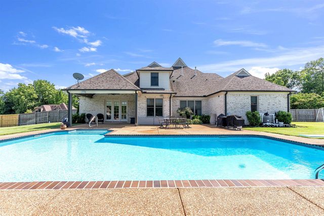 615 GLENSHEE DR, Rossville, TN 38066