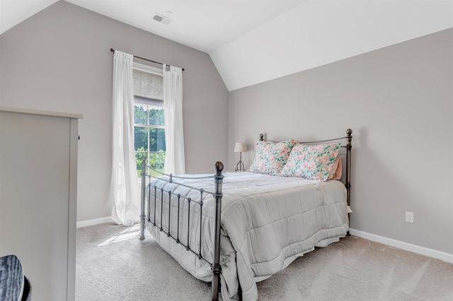 615 GLENSHEE DR, Rossville, TN 38066