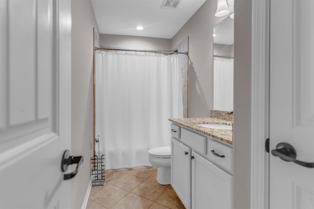 615 GLENSHEE DR, Rossville, TN 38066