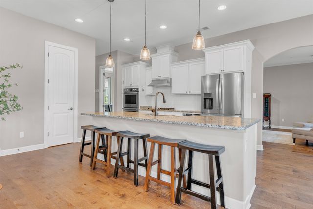 615 GLENSHEE DR, Rossville, TN 38066