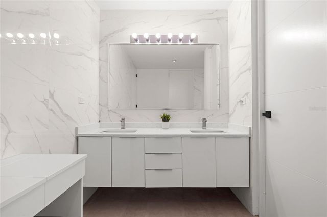 151 AZURITA, Bayamon, PR 00957