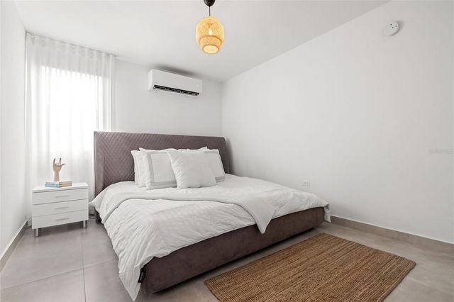 151 AZURITA, Bayamon, PR 00957