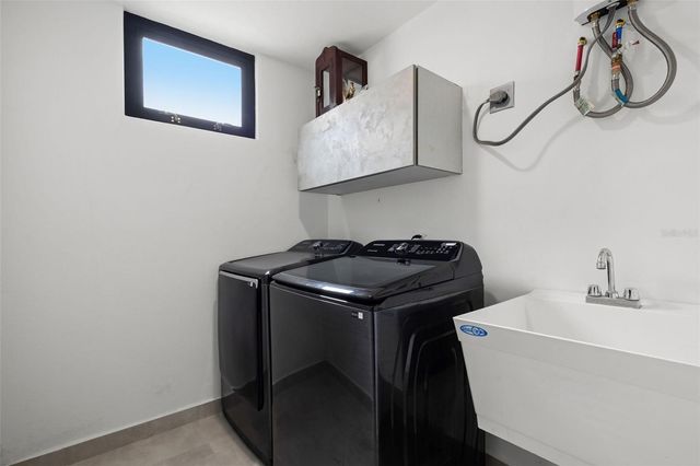 151 AZURITA, Bayamon, PR 00957