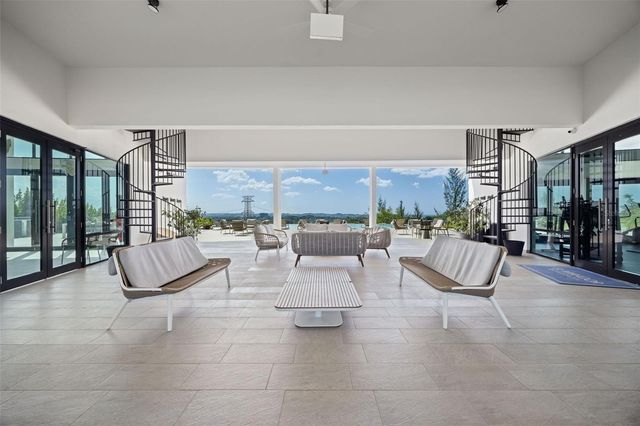 151 AZURITA, Bayamon, PR 00957