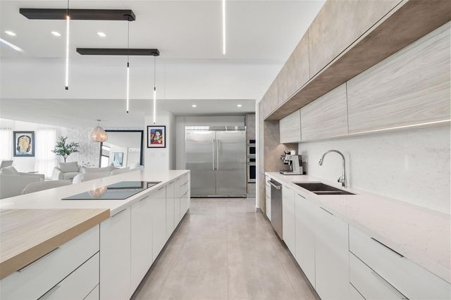 151 AZURITA, Bayamon, PR 00957