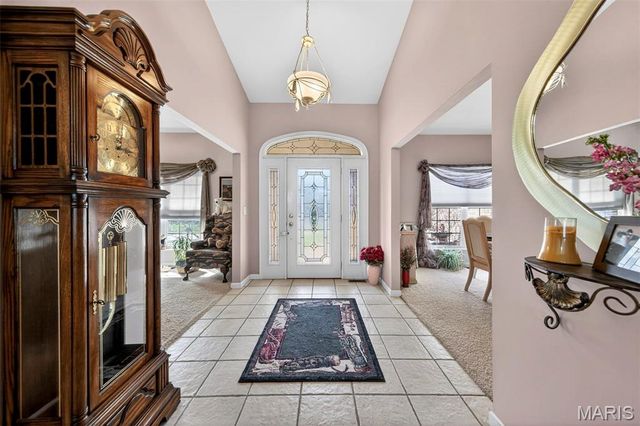 1521 Hibernation Hollow, Wentzville, MO 63385