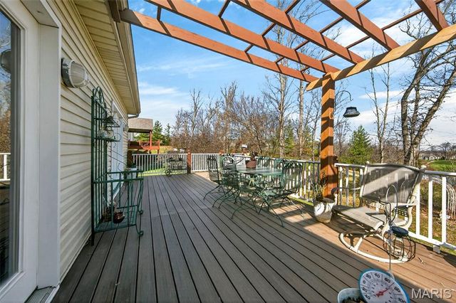 1521 Hibernation Hollow, Wentzville, MO 63385