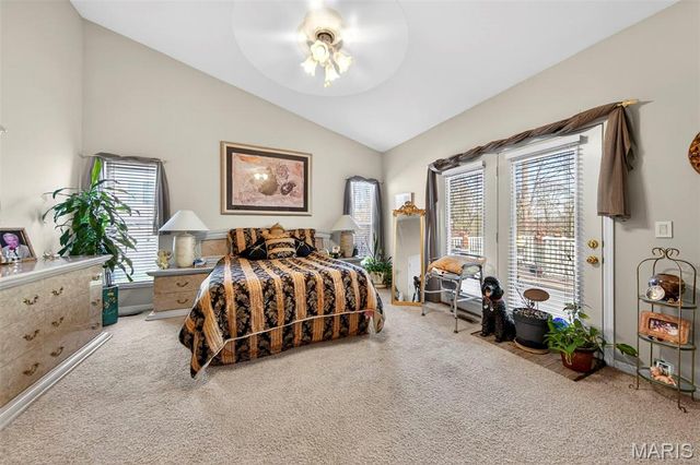 1521 Hibernation Hollow, Wentzville, MO 63385