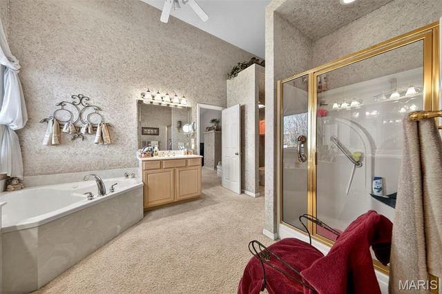 1521 Hibernation Hollow, Wentzville, MO 63385