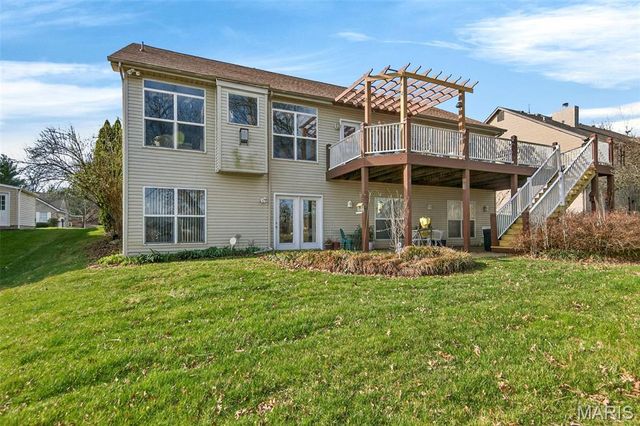 1521 Hibernation Hollow, Wentzville, MO 63385