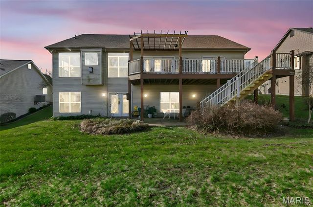 1521 Hibernation Hollow, Wentzville, MO 63385