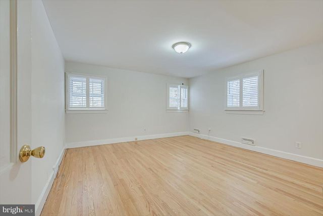 40 DOGWOOD LN, Princeton, NJ 08540