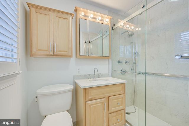 40 DOGWOOD LN, Princeton, NJ 08540