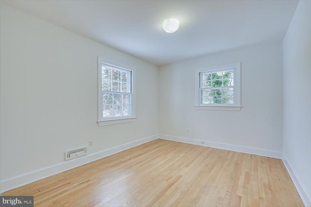 40 DOGWOOD LN, Princeton, NJ 08540