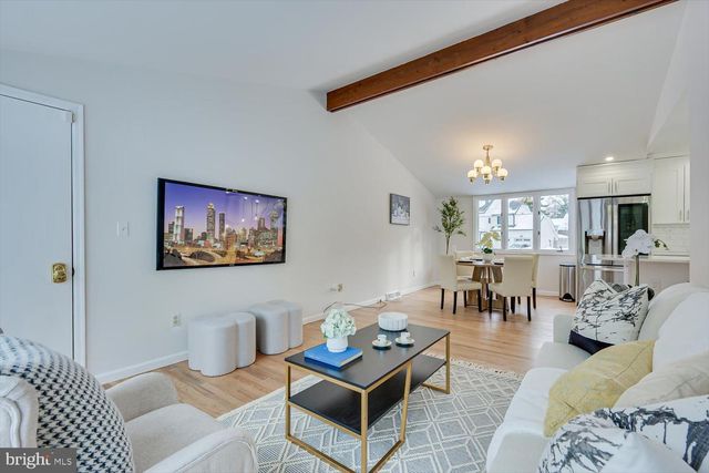 40 DOGWOOD LN, Princeton, NJ 08540