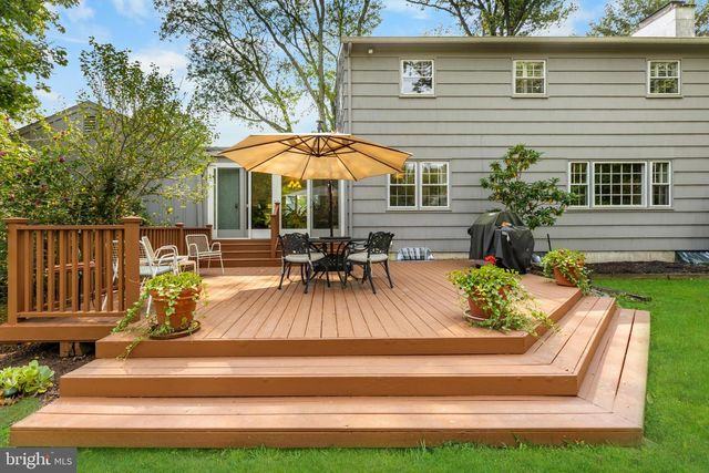 40 DOGWOOD LN, Princeton, NJ 08540