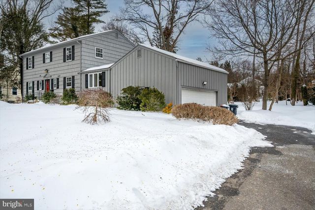 40 DOGWOOD LN, Princeton, NJ 08540