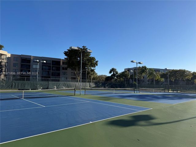 1101 Colony Point Cir 102, Pembroke Pines, FL 33026