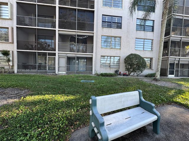 1101 Colony Point Cir 102, Pembroke Pines, FL 33026