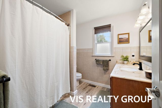 1700 Barbara Court, Grand Haven, MI 49417