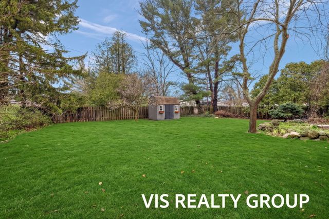 1700 Barbara Court, Grand Haven, MI 49417