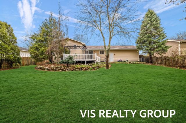 1700 Barbara Court, Grand Haven, MI 49417