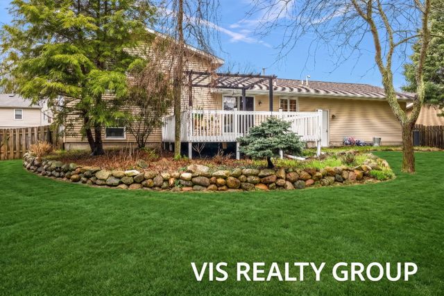 1700 Barbara Court, Grand Haven, MI 49417