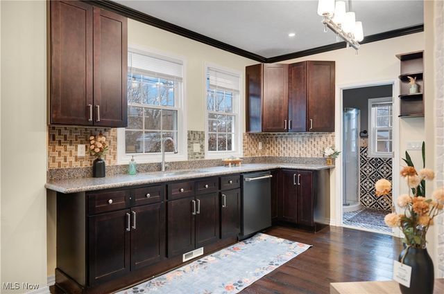 1438 W 116th Street, Cleveland, OH 44102